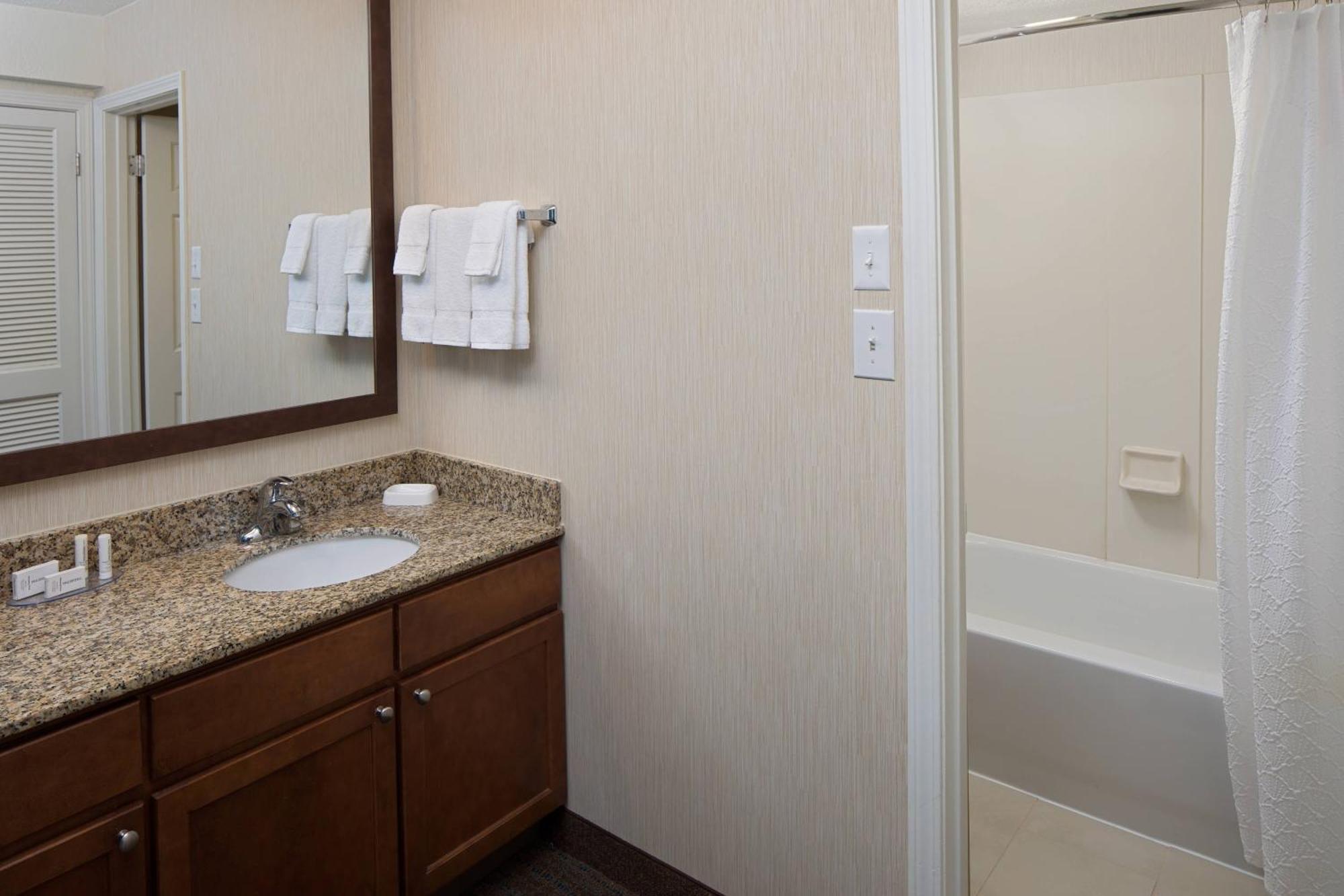 Residence Inn Louisville East Kültér fotó
