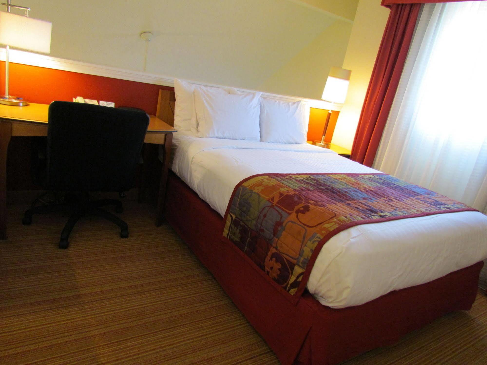 Residence Inn Louisville East Kültér fotó
